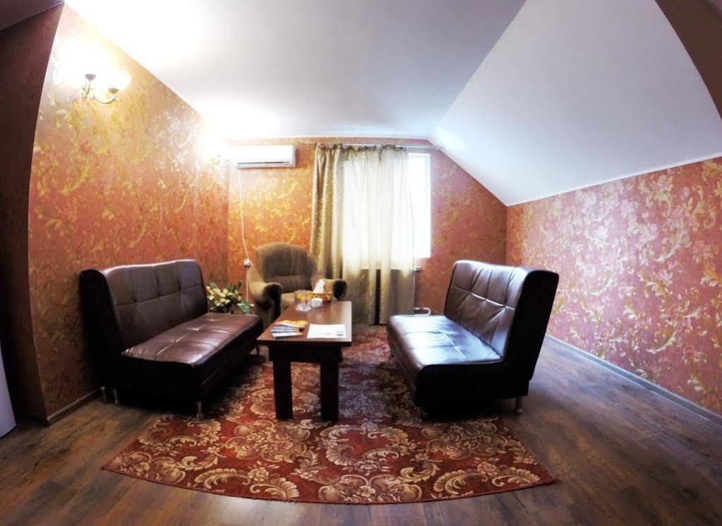 Lavitor Hotel Bishkek Exterior foto